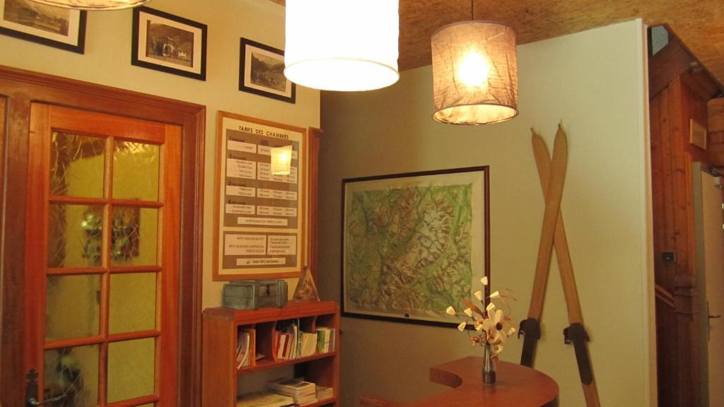 Beausoleil Bed & Breakfast Chamonix Bagian luar foto