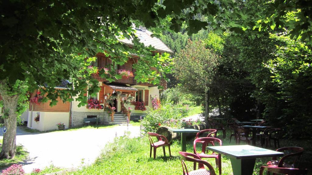 Beausoleil Bed & Breakfast Chamonix Bagian luar foto