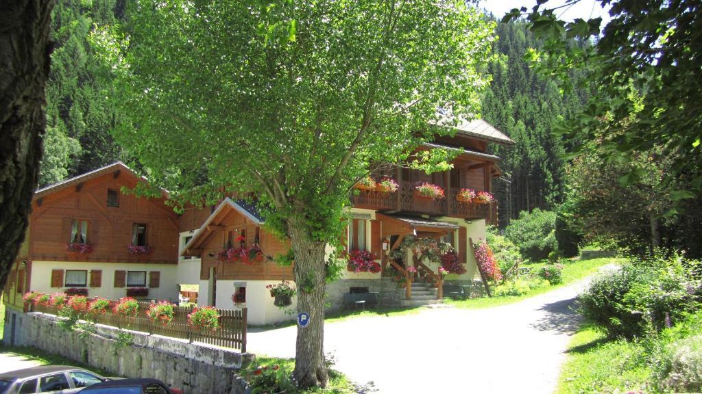Beausoleil Bed & Breakfast Chamonix Bagian luar foto