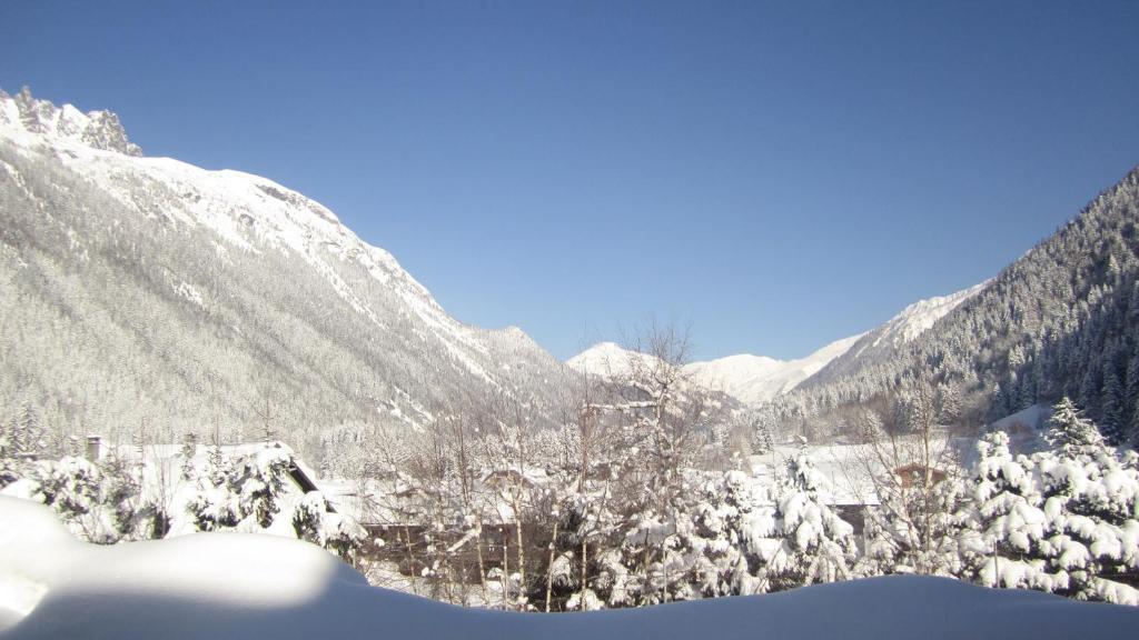 Beausoleil Bed & Breakfast Chamonix Bagian luar foto